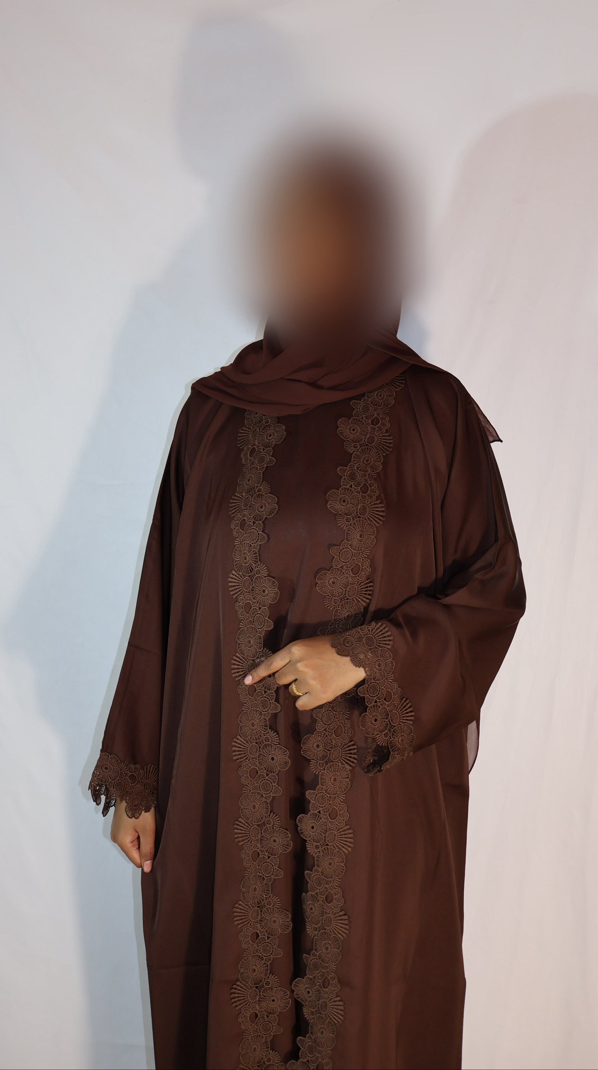 Anzal Abaya